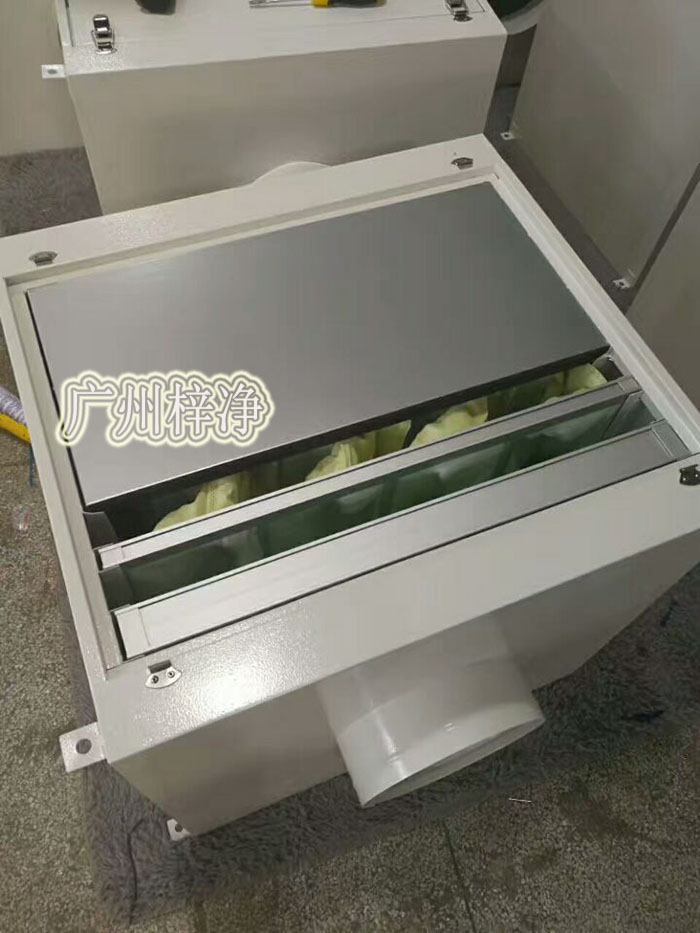 增壓新風(fēng)柜又稱為增壓過濾箱，新風(fēng)機(jī)組，鮮風(fēng)柜等